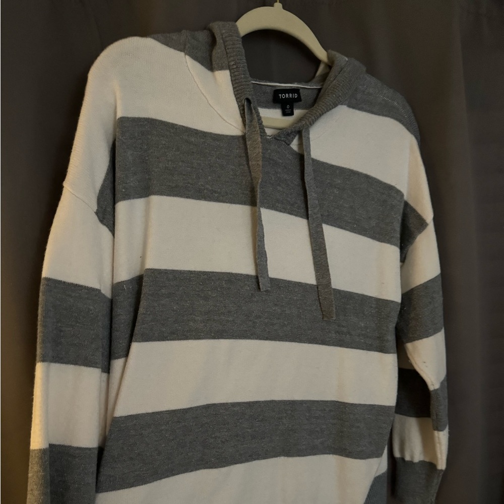 Sweater with hood